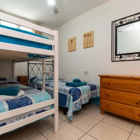 Las Americas - Las Floritas Apartment *